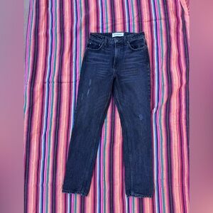 Reformation Julia Cigarette Jean Size 26 distressed